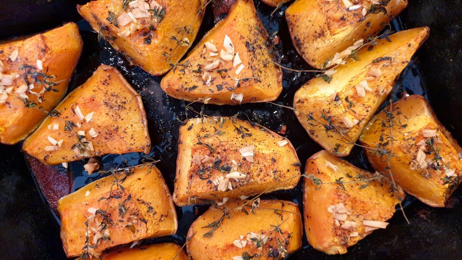 Zucca al forno con nocciole